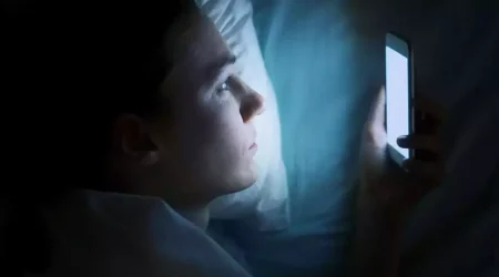 luz azul de tus dispositivos